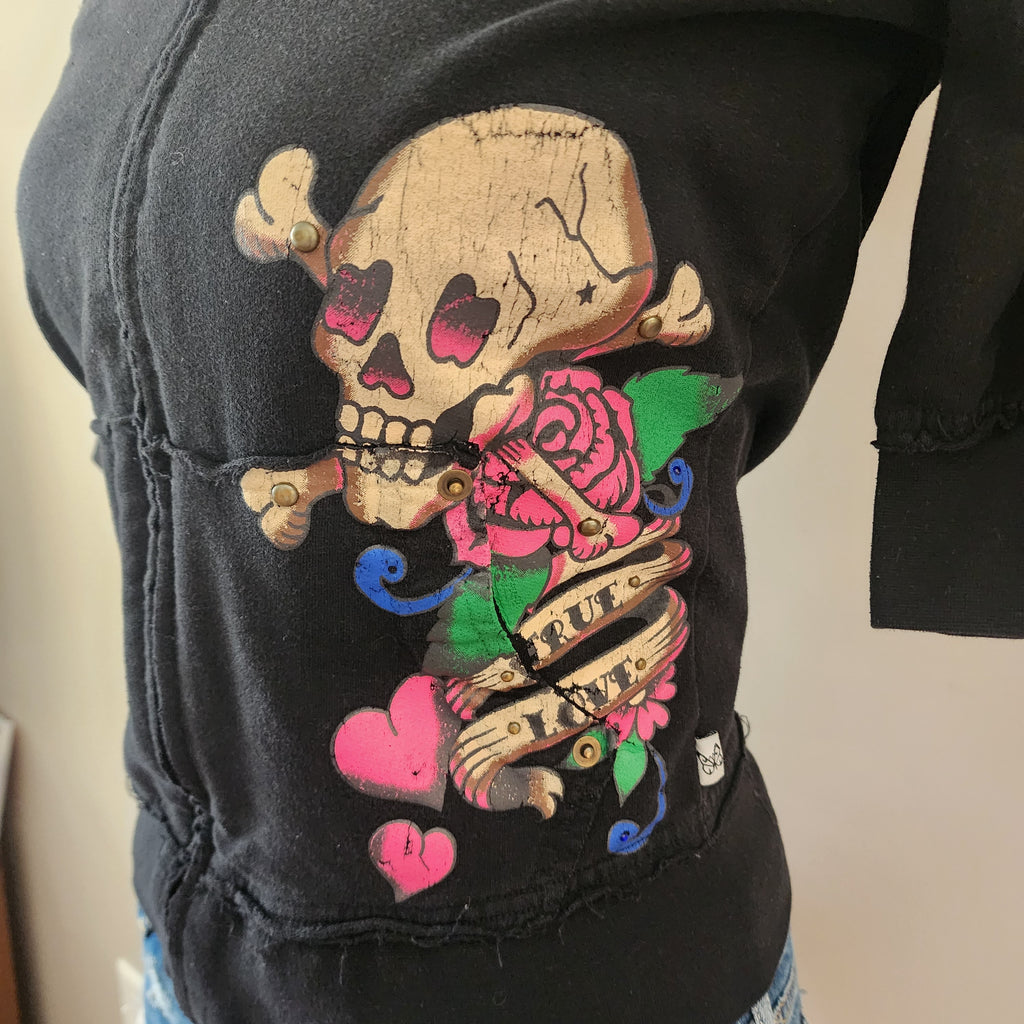 Y2K Grunge Skull Graphic Distressed Zip-Up Hoodie