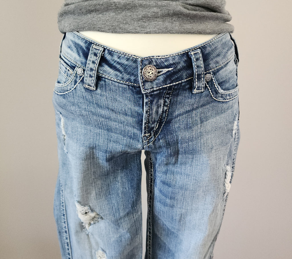 Y2K Silver Jeans Low Rise Light Wash Embroidered Distressed Straight Leg Denim Jeans