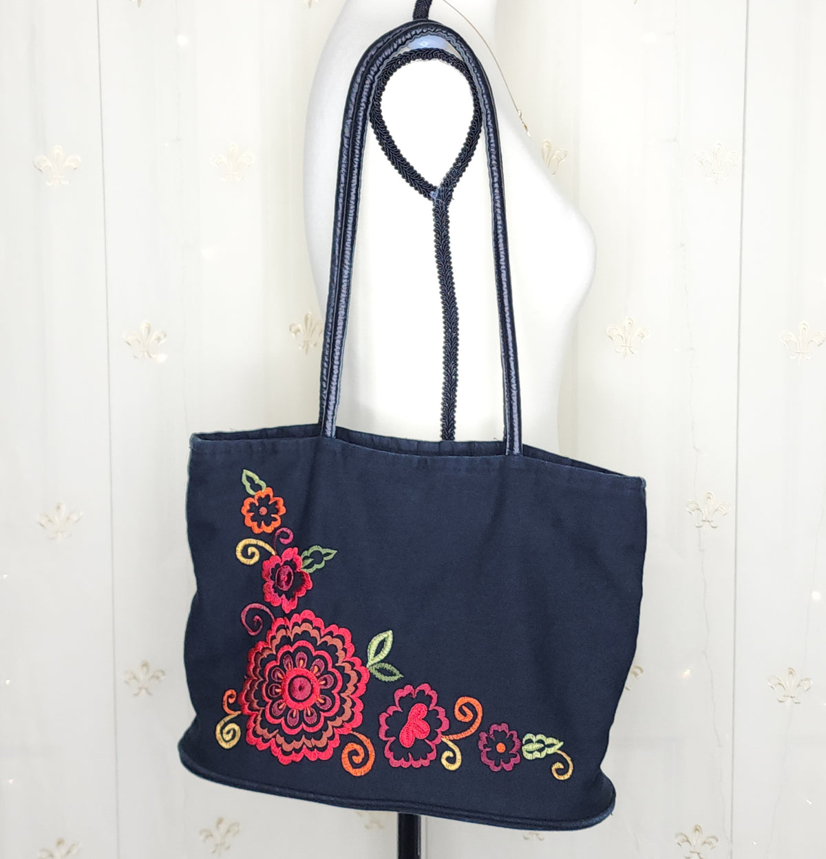 Gorgeous Floral Embroidered Black Multicolored Handbag